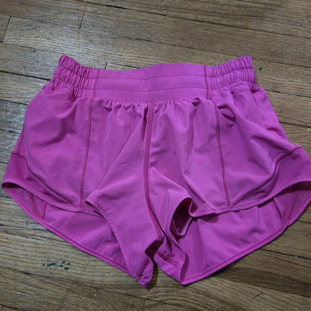Lululemon hotty hot shorts